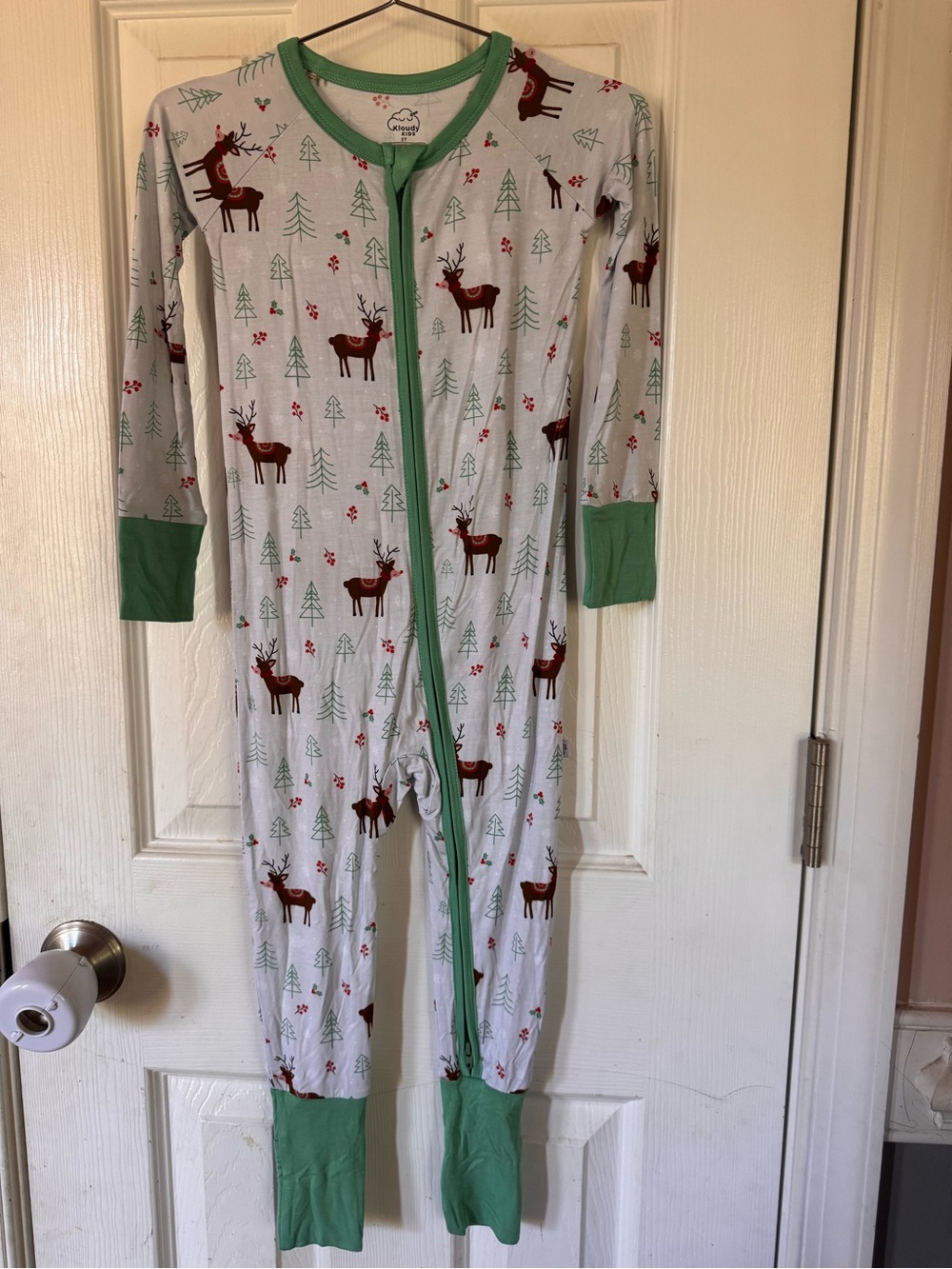 Kloudy Kids Bamboo Reindeer Tree One-Piece Pajama Green Trim NEW Sleeper Romper